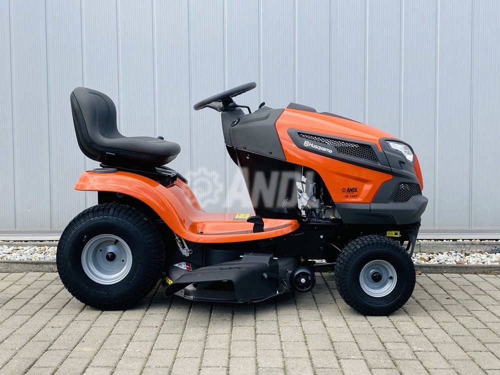 Husqvarna TS 142T f ny r traktor ANDL Kft